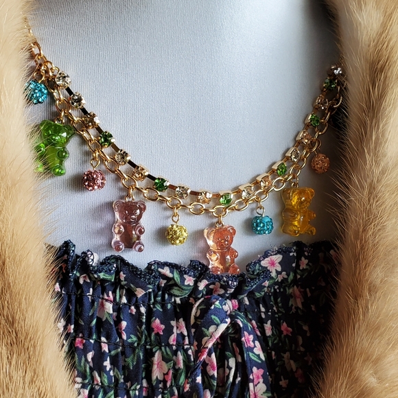Nwt Betsey Johnson Gummy Bear Frontal Necklace - Picture 13 of 17